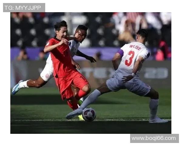 亚洲头号足球球星陷入困境 引发球迷和媒体广泛关注